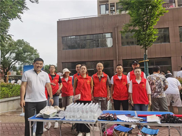 御窯景巷黨支部開(kāi)展助力高考，為夢(mèng)想護(hù)航活動(dòng)