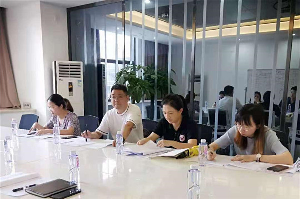 市國資委到市古鎮(zhèn)投資公司調研經(jīng)濟運行情況