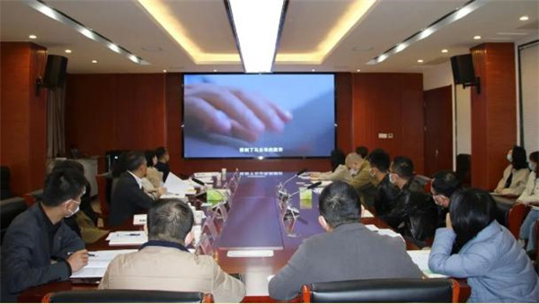 市古鎮(zhèn)投資公司黨總支召開全面從嚴(yán)治黨工作暨基層黨建工作述職評議會(huì)