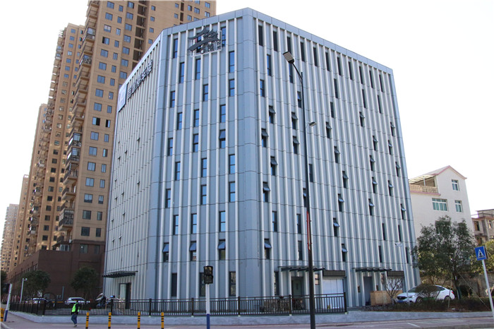 古鎮(zhèn)天御停車(chē)場(chǎng)