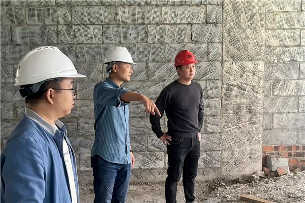 公司領(lǐng)導(dǎo)深入項目一線進(jìn)行調(diào)研