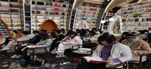 市古鎮(zhèn)投資公司開(kāi)展“三八”國(guó)際勞動(dòng)?jì)D女節(jié)系列慶?；顒?dòng)