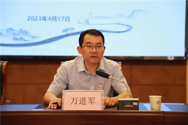 市古鎮(zhèn)公司召開2022年度領(lǐng)導(dǎo)班子和領(lǐng)導(dǎo)干部綜合考核測(cè)評(píng)大會(huì)