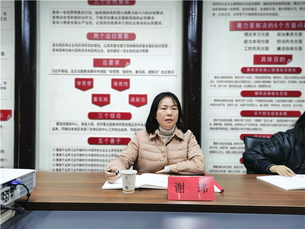 謝瑋調(diào)研指導御窯景巷街區(qū)工作