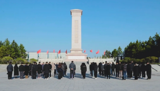 市古鎮(zhèn)公司開展學習貫徹黨的二十屆三中全會精神紅色走讀實踐活動