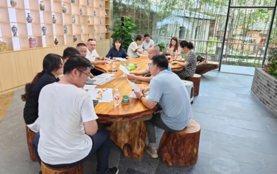 從細(xì)處著手,向?qū)嵦幇l(fā)力——以有力督辦推進(jìn)重點(diǎn)工作落實(shí)落地