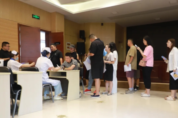 市古鎮(zhèn)投資公司開(kāi)展無(wú)償獻(xiàn)血活動(dòng)　