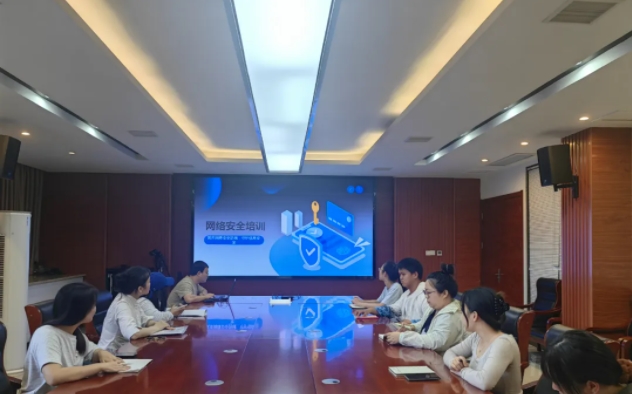 市古鎮(zhèn)投資公司開(kāi)展“2025年國(guó)家網(wǎng)絡(luò)安全宣